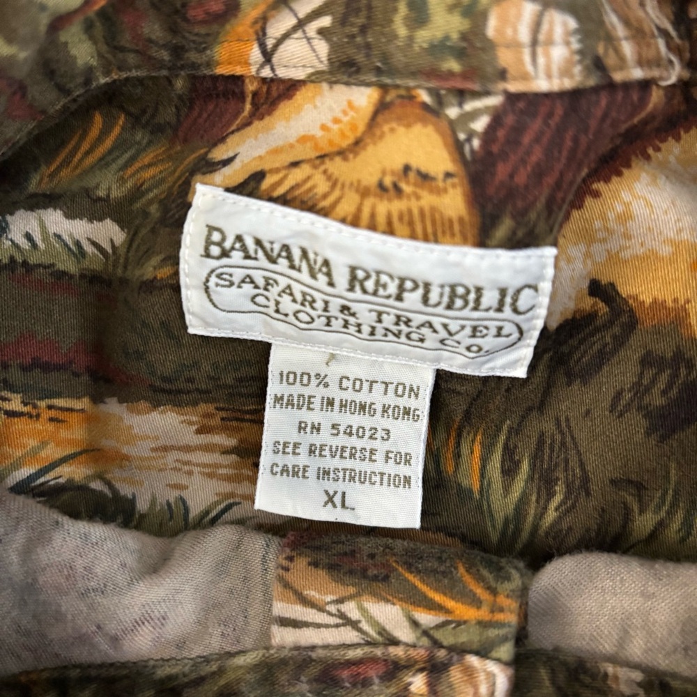 ❗️SOLD ❗️Banana Republic Safari Travel Cotton Flannel Button Down - Picture 4 of 7
